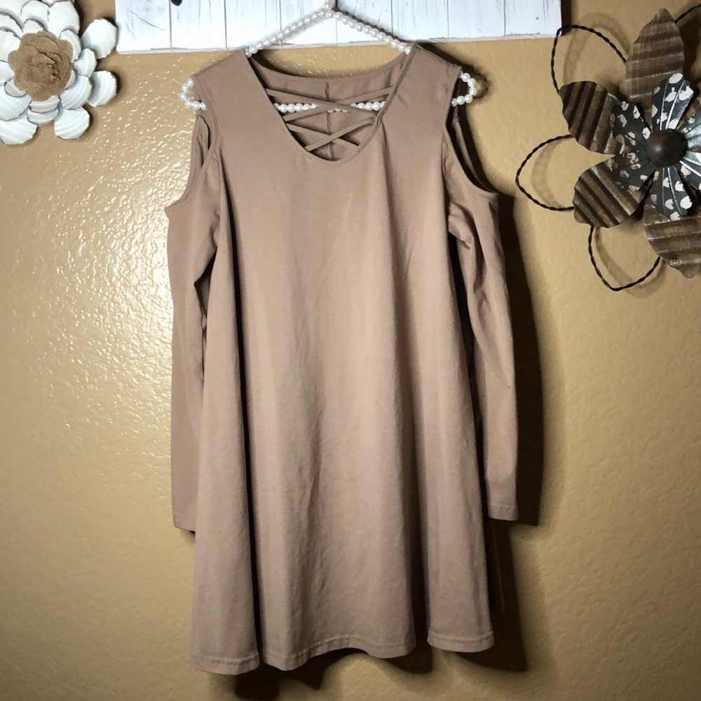 tan long sleeve top blouse large